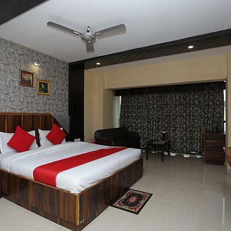 Oyo 4065 Hotel Richi Bhubaneswar Buitenkant foto