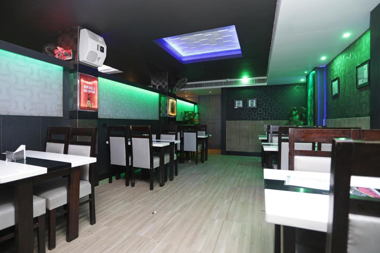 Oyo 4065 Hotel Richi Bhubaneswar Buitenkant foto