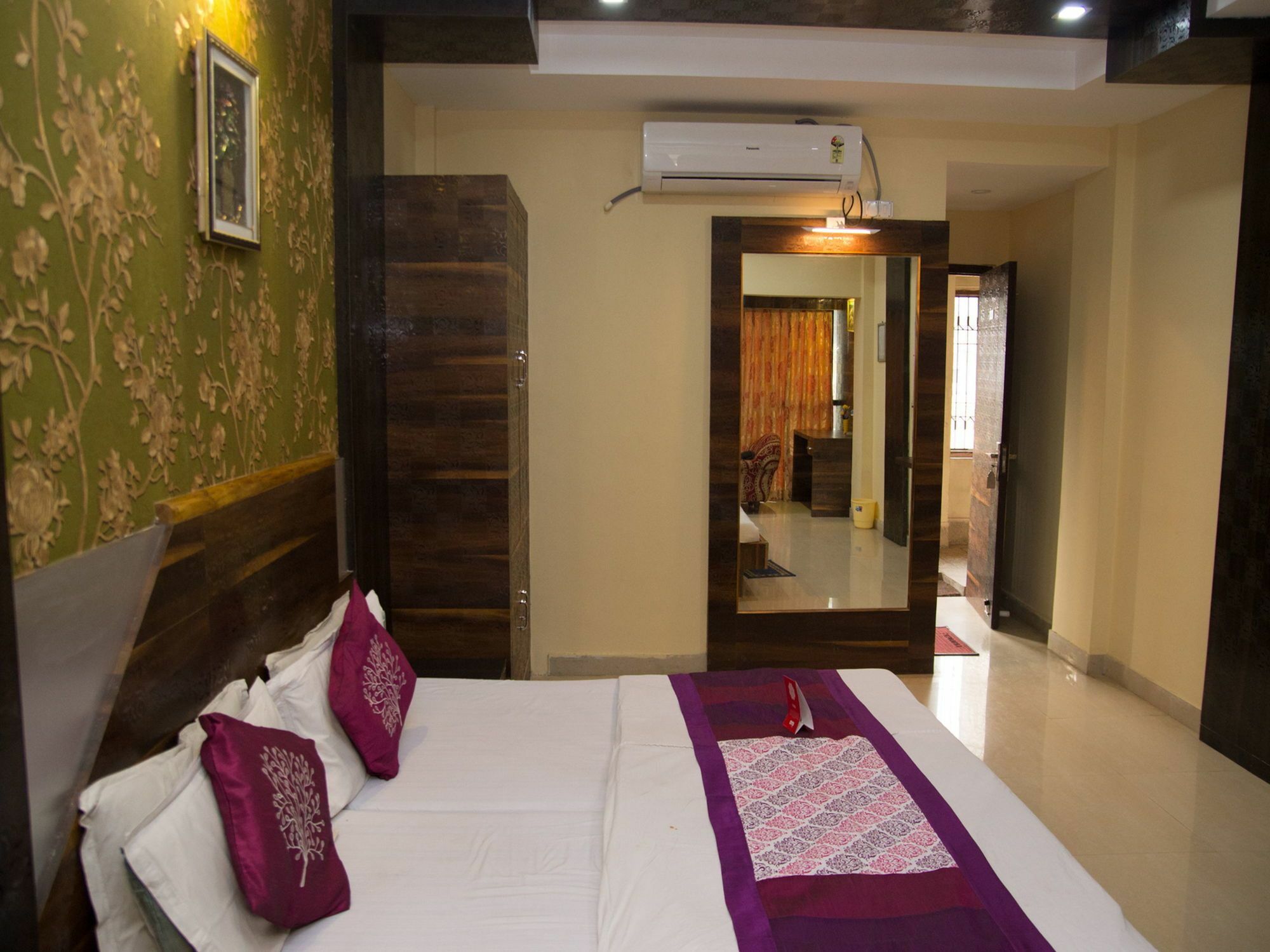 Oyo 4065 Hotel Richi Bhubaneswar Buitenkant foto